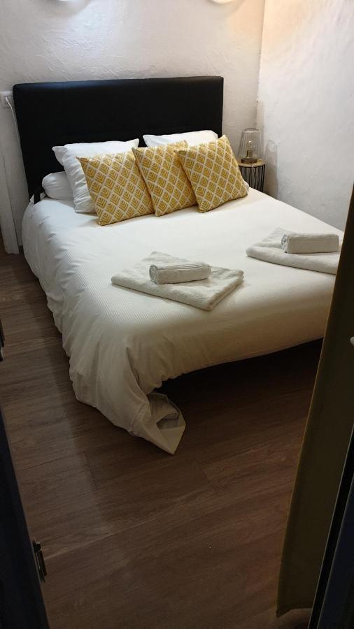 Appartement les pieds dans l eau les draps ne sont pas fournis Empuriabrava Extérieur photo